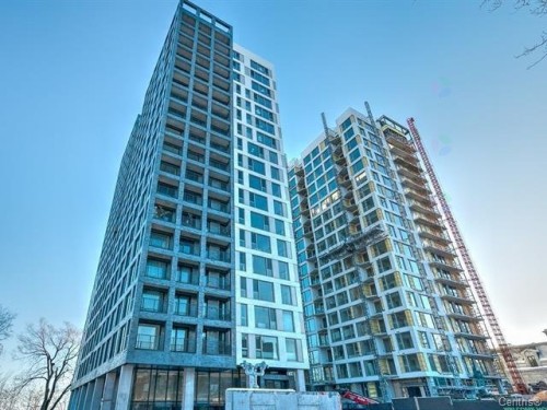 Front of Structure - 712-2020 Boul. René-Lévesque O., Montréal (Ville-Marie), QC 