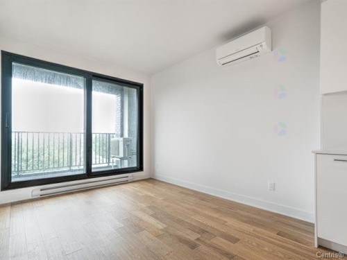 Living Room - 712-2020 Boul. René-Lévesque O., Montréal (Ville-Marie), QC 