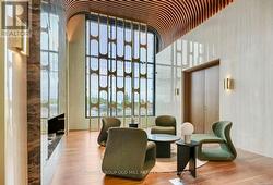 406 - 3240 WILLIAM COLTSON AVENUE Oakville, ON L6H 0X1