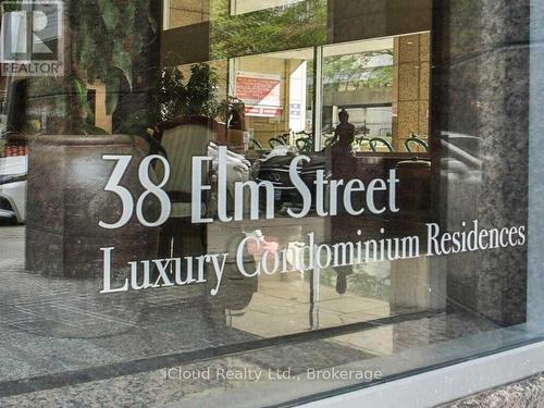 510 - 38 ELM STREET , Toronto, Ontario M5G 2K5 2