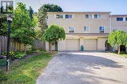9 - 81 RAMEAU DRIVE Toronto, ON M2H 1T6
