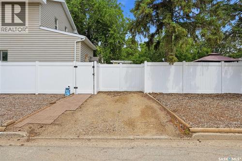 1001 4Th Avenue Ne, Moose Jaw, SK 