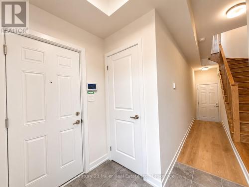 1073 Wheat Boom Drive, Oakville (Jm Joshua Meadows), ON - Indoor Photo Showing Other Room