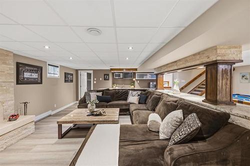 55 Rockcliffe Rd, Winnipeg, MB 