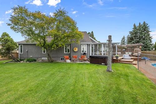 55 Rockcliffe Rd, Winnipeg, MB 