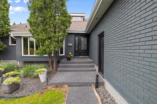 55 Rockcliffe Rd, Winnipeg, MB 
