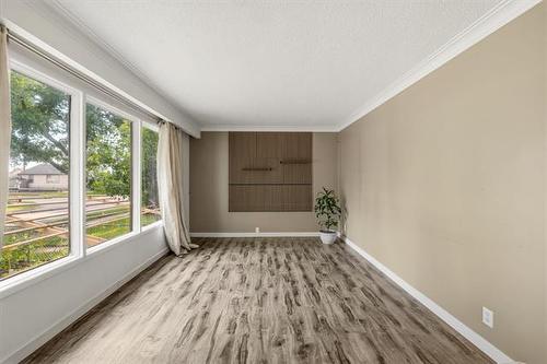 829 Talbot Ave, Winnipeg, MB 