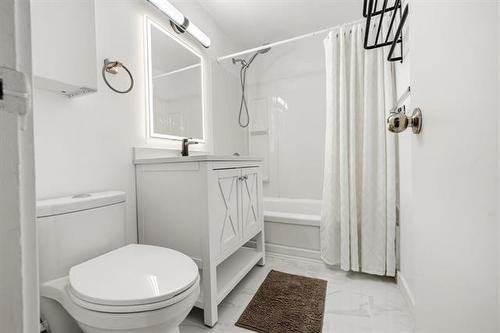 829 Talbot Ave, Winnipeg, MB 