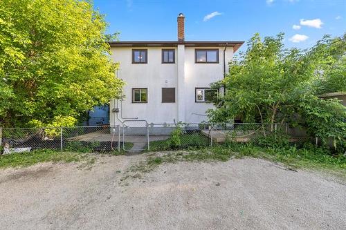829 Talbot Ave, Winnipeg, MB 