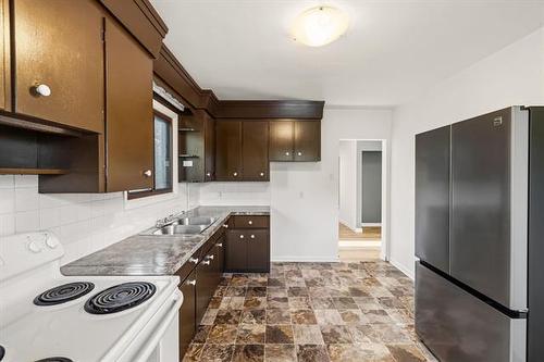 829 Talbot Ave, Winnipeg, MB 
