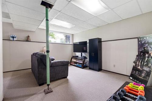 1121 Kimberly Ave, Winnipeg, MB 