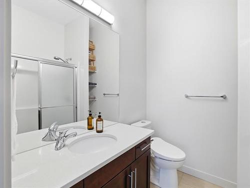 715-80 Barnes St, Winnipeg, MB 