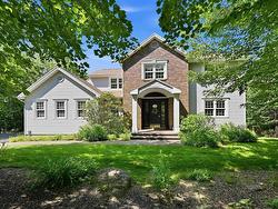 59 Long Lake Drive  Kingswood, NS B4B 1K6