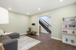 Salon - 