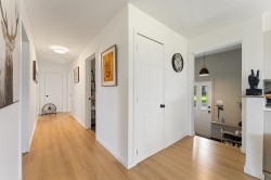 Interior - 