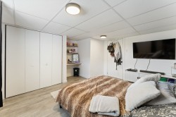 Bedroom - 