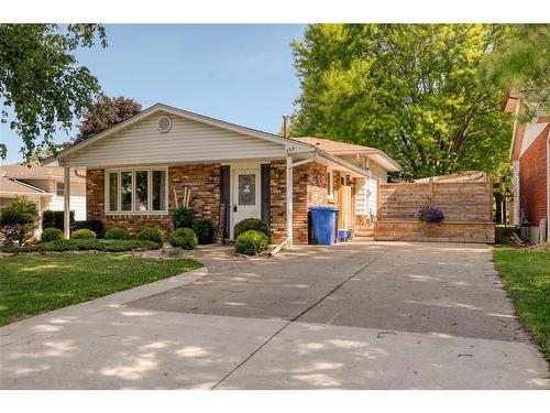 565 Plympton Street, Plympton-Wyoming, ON 