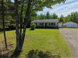 23 Maplewood DR  Rusagonis, NB E3B 7Y9