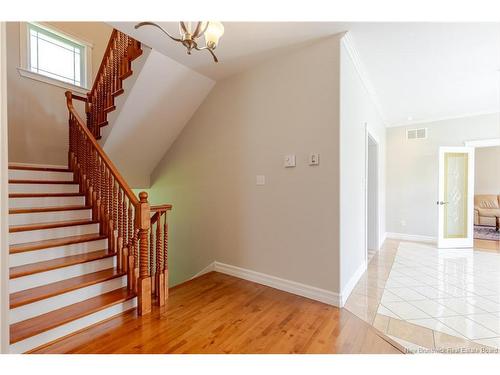 15 Gervais Crt, Fredericton, NB 