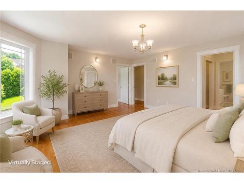 15 Gervais Crt, Fredericton, NB 