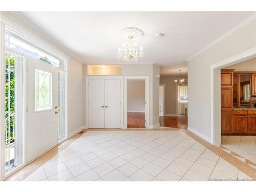 15 Gervais Crt, Fredericton, NB 