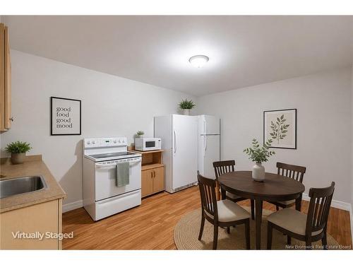 15 Gervais Crt, Fredericton, NB 