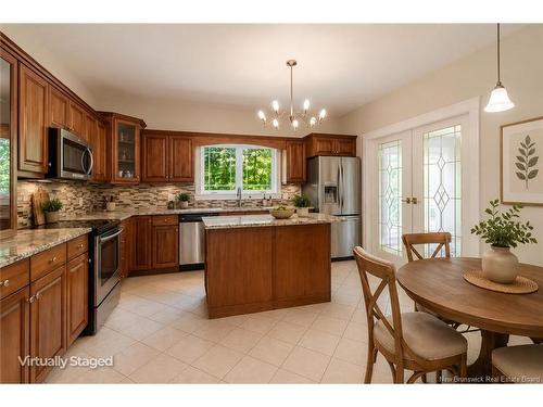 15 Gervais Crt, Fredericton, NB 