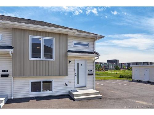 434 Neill St, Fredericton, NB 