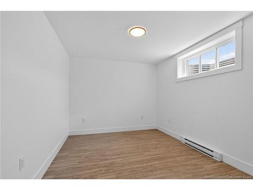 16 Cedric Crt, Dieppe, NB 