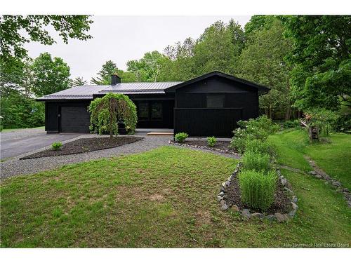 34 Simcoe Crt, Fredericton, NB 