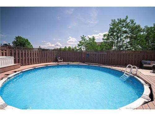10 Emma Crt, Fredericton, NB 