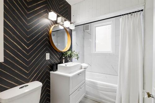 247 Linden Ave, Winnipeg, MB 
