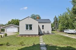 251 Ottawa AVE  Morris, MB R0G 1K0