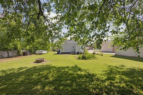 251 Ottawa Ave, Morris, MB 
