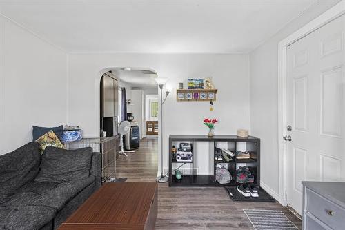 251 Ottawa Ave, Morris, MB 