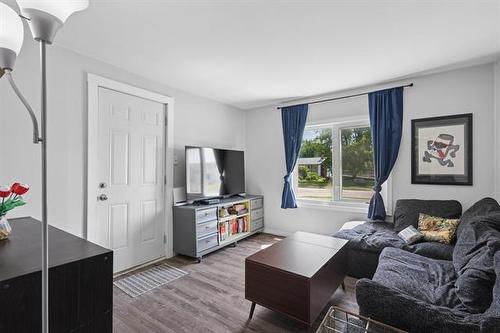 251 Ottawa Ave, Morris, MB 