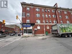 312 BANK STREET  Ottawa, ON K2P 1Y1