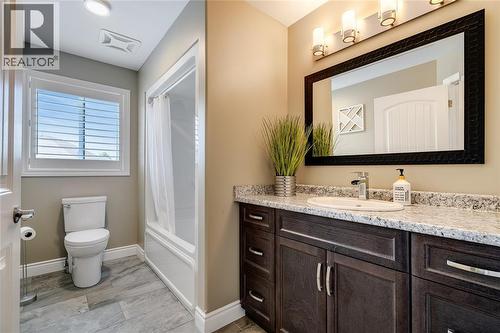 64 Valencia Drive, Chatham, ON 