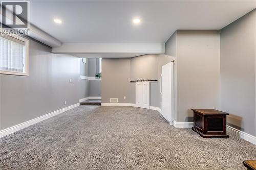 64 Valencia Drive, Chatham, ON 