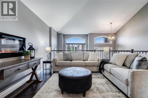 64 Valencia Drive, Chatham, ON 