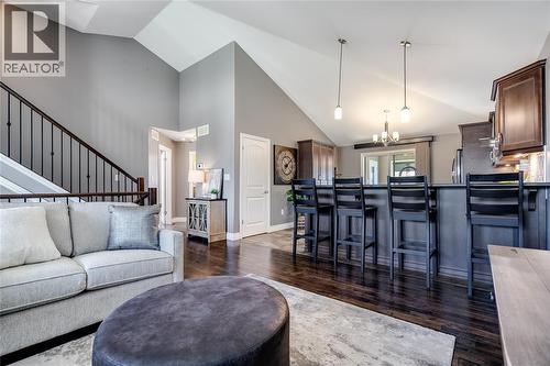 64 Valencia Drive, Chatham, ON 