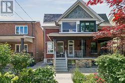 454 BROCK AVENUE Toronto, ON M6H 3N3