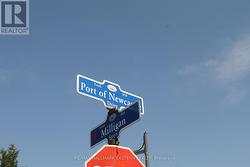 GREAT LOCATION - 