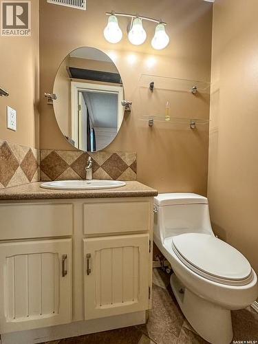 437 Russell Crescent, Swift Current, SK 