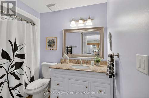 Granite countertops. - 3 Daphne Crescent, Ottawa, ON 