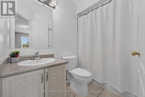 47 Milloy Place, Aurora, ON 