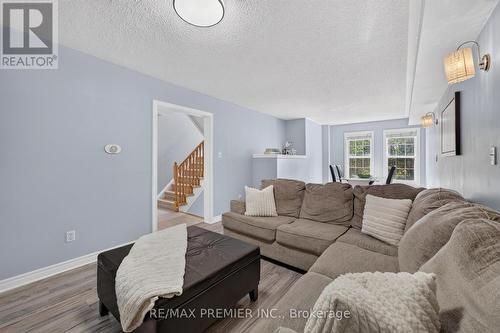 47 Milloy Place, Aurora, ON 