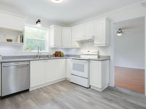 107 Lancaster Drive, Dartmouth, NS 