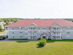 #301 516 MACEWEN Road  Summerside, PE C1N 0J6