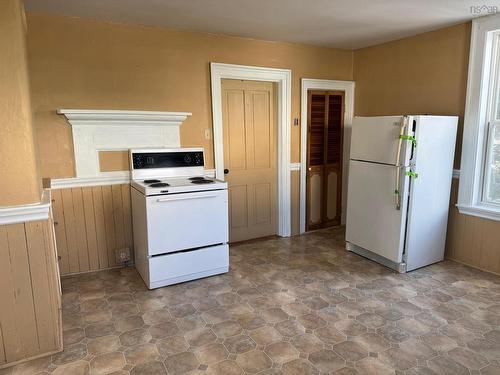75 Cove Road, Conquerall Bank, NS 
